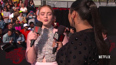 2019-06-28_-_Stranger_Things_Season_3_Premiere_4_mp43640.jpg