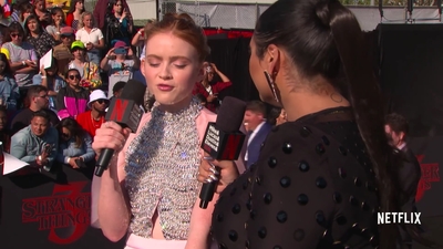 2019-06-28_-_Stranger_Things_Season_3_Premiere_4_mp43642.jpg