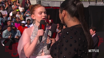 2019-06-28_-_Stranger_Things_Season_3_Premiere_4_mp43647.jpg