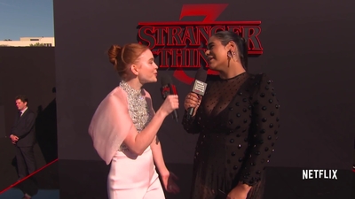 2019-06-28_-_Stranger_Things_Season_3_Premiere_4_mp43655.jpg