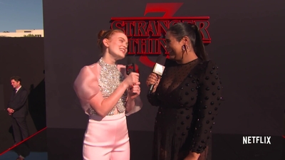 2019-06-28_-_Stranger_Things_Season_3_Premiere_4_mp43667.jpg