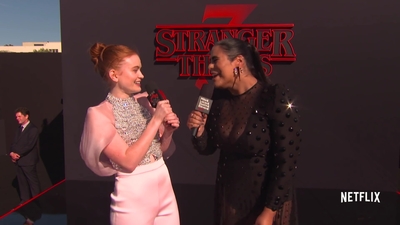 2019-06-28_-_Stranger_Things_Season_3_Premiere_4_mp43668.jpg
