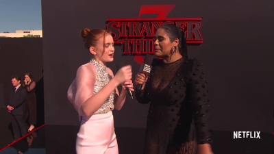 2019-06-28_-_Stranger_Things_Season_3_Premiere_4_mp43674.jpg