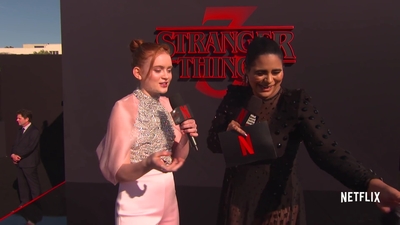 2019-06-28_-_Stranger_Things_Season_3_Premiere_4_mp43677.jpg