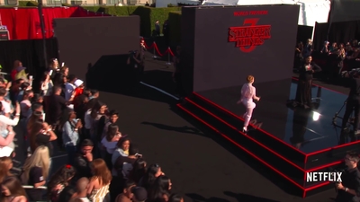 2019-06-28_-_Stranger_Things_Season_3_Premiere_4_mp43714.jpg