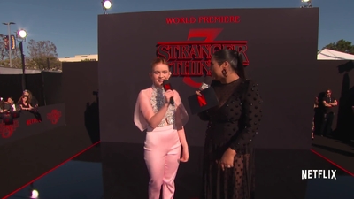 2019-06-28_-_Stranger_Things_Season_3_Premiere_4_mp43717.jpg