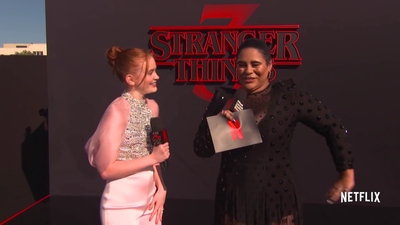 2019-06-28_-_Stranger_Things_Season_3_Premiere_4_mp43725.jpg