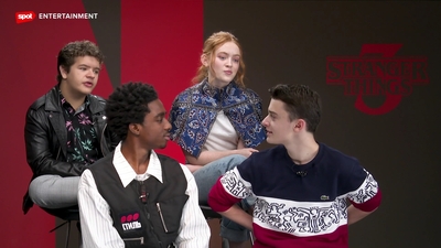 2019-07-04_-_Spot_ph_-_Stranger_Things_S03_Interview_mp44214.jpg