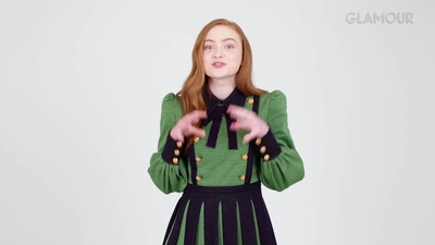 2019-07-09_-_Glamour_-_Stranger_Things_S03_Interview_mp45407.jpg