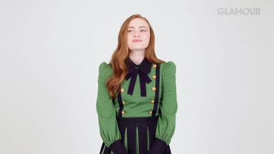 2019-07-09_-_Glamour_-_Stranger_Things_S03_Interview_mp45421.jpg