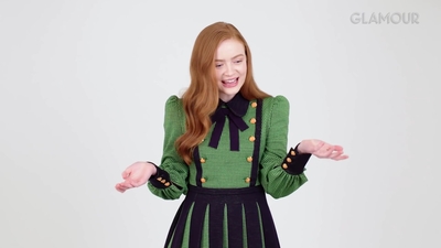 2019-07-09_-_Glamour_-_Stranger_Things_S03_Interview_mp45430.jpg