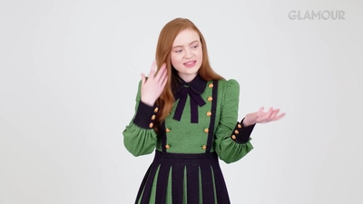 2019-07-09_-_Glamour_-_Stranger_Things_S03_Interview_mp45431.jpg
