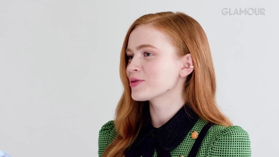 2019-07-09_-_Glamour_-_Stranger_Things_S03_Interview_mp45487.jpg