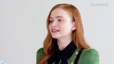 2019-07-09_-_Glamour_-_Stranger_Things_S03_Interview_mp45498.jpg