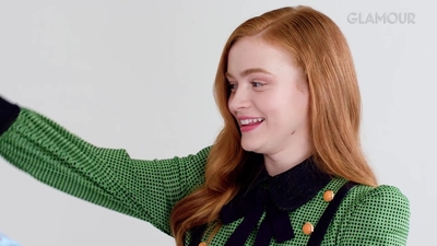 2019-07-09_-_Glamour_-_Stranger_Things_S03_Interview_mp45615.jpg