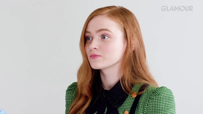 2019-07-09_-_Glamour_-_Stranger_Things_S03_Interview_mp45623.jpg