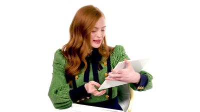 2019-07-29_-_Netlix_-_Sadie_Sink_Gives_Break_Up_Advice_mp46062.jpg
