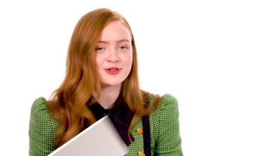 2019-07-29_-_Netlix_-_Sadie_Sink_Gives_Break_Up_Advice_mp46063.jpg