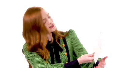 2019-07-29_-_Netlix_-_Sadie_Sink_Gives_Break_Up_Advice_mp46103.jpg
