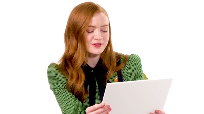 2019-07-29_-_Netlix_-_Sadie_Sink_Gives_Break_Up_Advice_mp46136.jpg