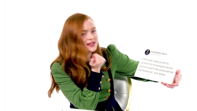 2019-07-29_-_Netlix_-_Sadie_Sink_Gives_Break_Up_Advice_mp46166.jpg
