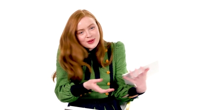 2019-07-29_-_Netlix_-_Sadie_Sink_Gives_Break_Up_Advice_mp46192.jpg