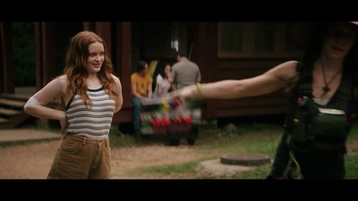 2021-07-24_-_Netflix_Film_-_The_Funniest_Bloopers_From_FEAR_STREET_mp44004.jpg