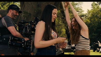 2021-07-24_-_Netflix_Film_-_The_Funniest_Bloopers_From_FEAR_STREET_mp44024.jpg