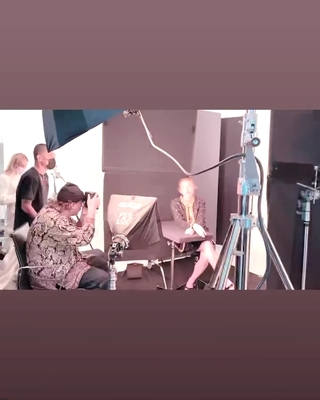 2022-04_-_Schon_Magazine_BTS_mp40009.jpg