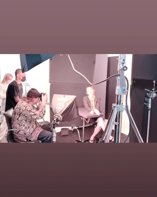 2022-04_-_Schon_Magazine_BTS_mp40010.jpg