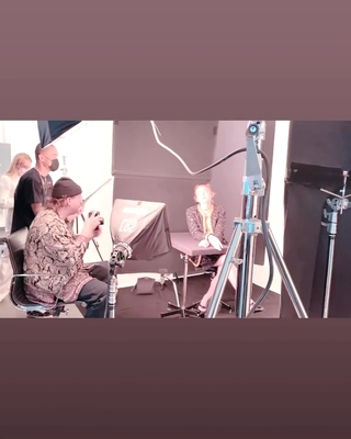 2022-04_-_Schon_Magazine_BTS_mp40013.jpg