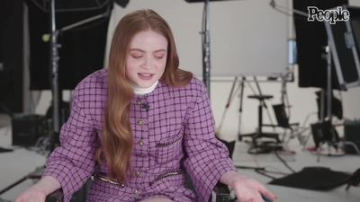 2022-04-29_-_People_-_Sadie_Sink_Says_She_Feels_Much_More_Comfortable_With_Herself_at_20_mp40149.jpg
