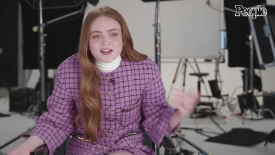 2022-04-29_-_People_-_Sadie_Sink_Says_She_Feels_Much_More_Comfortable_With_Herself_at_20_mp40150.jpg