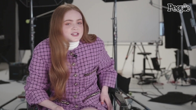 2022-04-29_-_People_-_Sadie_Sink_Says_She_Feels_Much_More_Comfortable_With_Herself_at_20_mp40158.jpg