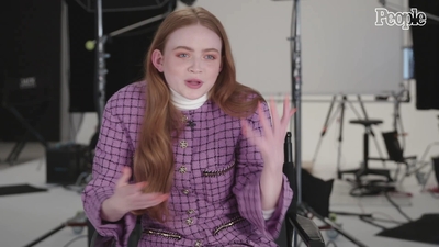 2022-04-29_-_People_-_Sadie_Sink_Says_She_Feels_Much_More_Comfortable_With_Herself_at_20_mp40174.jpg