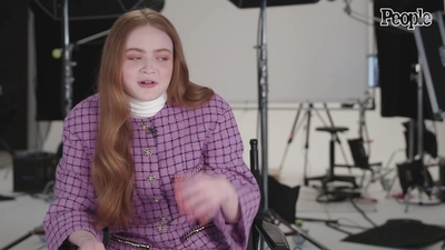 2022-04-29_-_People_-_Sadie_Sink_Says_She_Feels_Much_More_Comfortable_With_Herself_at_20_mp40216.jpg