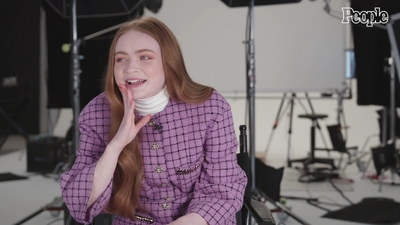 2022-04-29_-_People_-_Sadie_Sink_Says_She_Feels_Much_More_Comfortable_With_Herself_at_20_mp40225.jpg