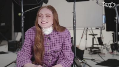 2022-04-29_-_People_-_Sadie_Sink_Says_She_Feels_Much_More_Comfortable_With_Herself_at_20_mp40226.jpg