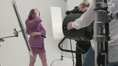 2022-04-29_-_People_-_Sadie_Sink_Says_She_Feels_Much_More_Comfortable_With_Herself_at_20_mp40246.jpg