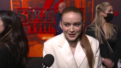 2022-05-14_-_Stranger_Things_Season_4_Premiere_NEW_5_mp44469.jpg