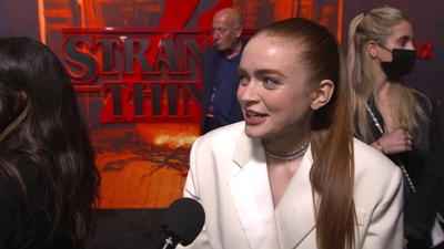 2022-05-14_-_Stranger_Things_Season_4_Premiere_NEW_5_mp44470.jpg