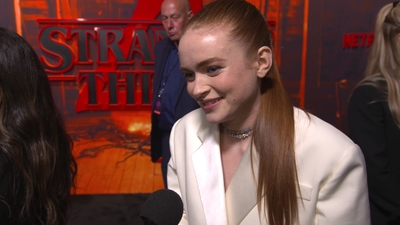 2022-05-14_-_Stranger_Things_Season_4_Premiere_NEW_5_mp44487.jpg