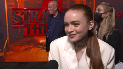 2022-05-14_-_Stranger_Things_Season_4_Premiere_NEW_5_mp44497.jpg
