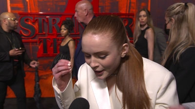 2022-05-14_-_Stranger_Things_Season_4_Premiere_NEW_5_mp44502.jpg