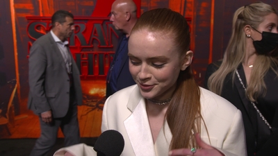 2022-05-14_-_Stranger_Things_Season_4_Premiere_NEW_5_mp44521.jpg
