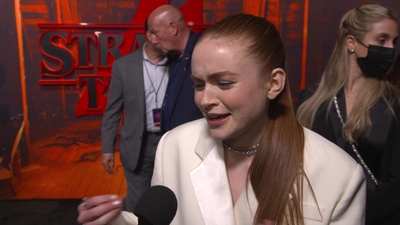 2022-05-14_-_Stranger_Things_Season_4_Premiere_NEW_5_mp44523.jpg
