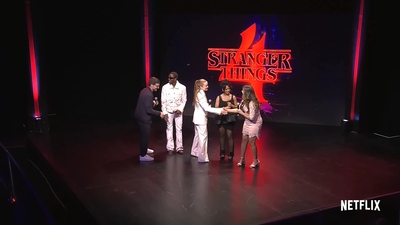 2022-05-14_-_Stranger_Things_Season_4_Premiere_video_1_mp40586.jpg