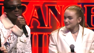 2022-05-14_-_Stranger_Things_Season_4_Premiere_video_1_mp40610.jpg
