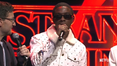 2022-05-14_-_Stranger_Things_Season_4_Premiere_video_1_mp40621.jpg