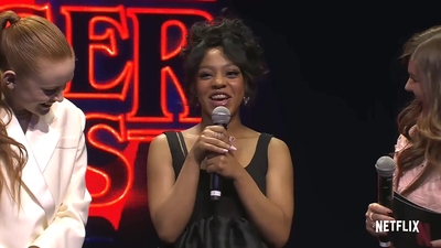 2022-05-14_-_Stranger_Things_Season_4_Premiere_video_1_mp40631.jpg